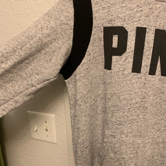 VS PINk Hoodie - Picture 2 of 6